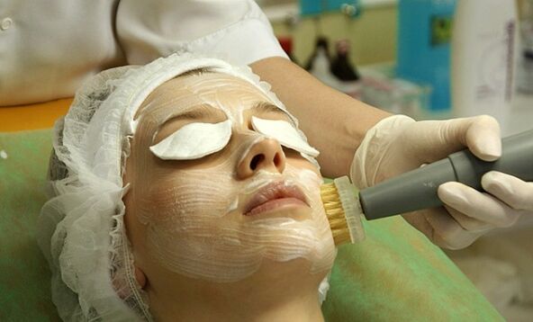 Brossage facial